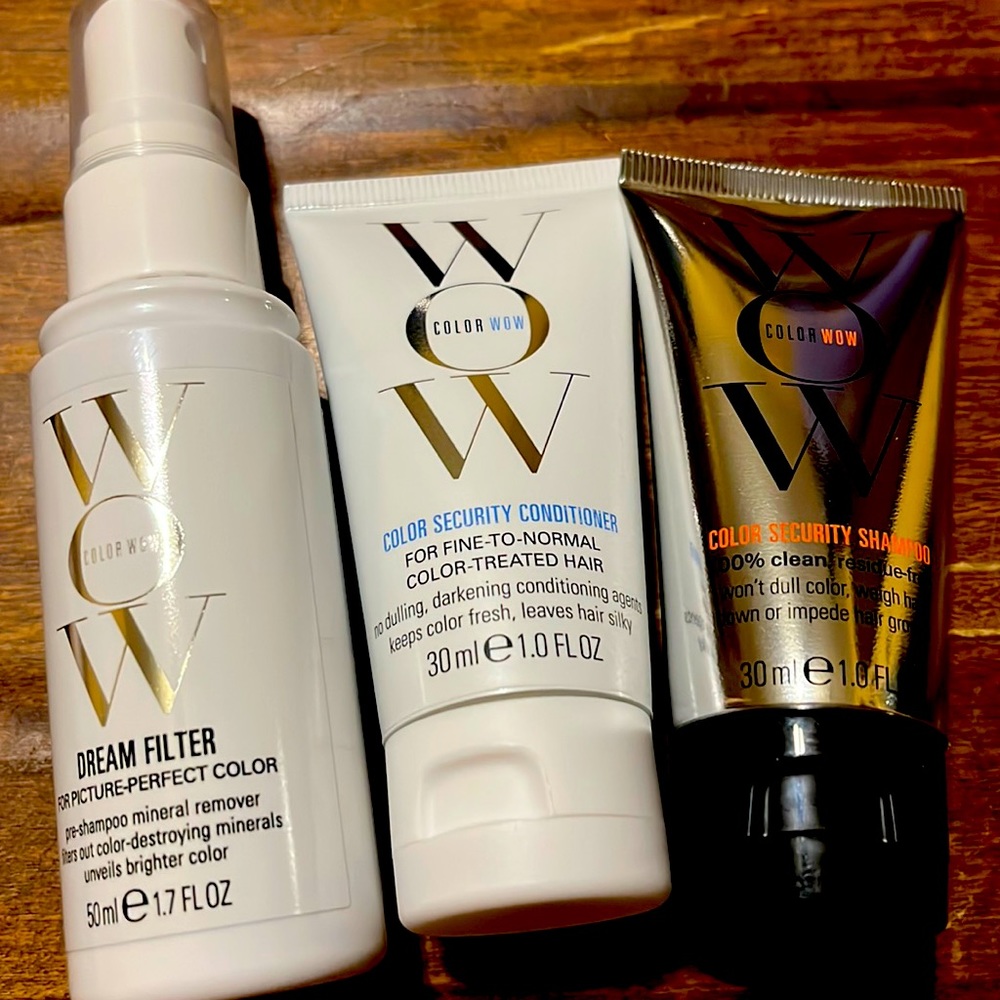 Mini color wow set for picture perfect color